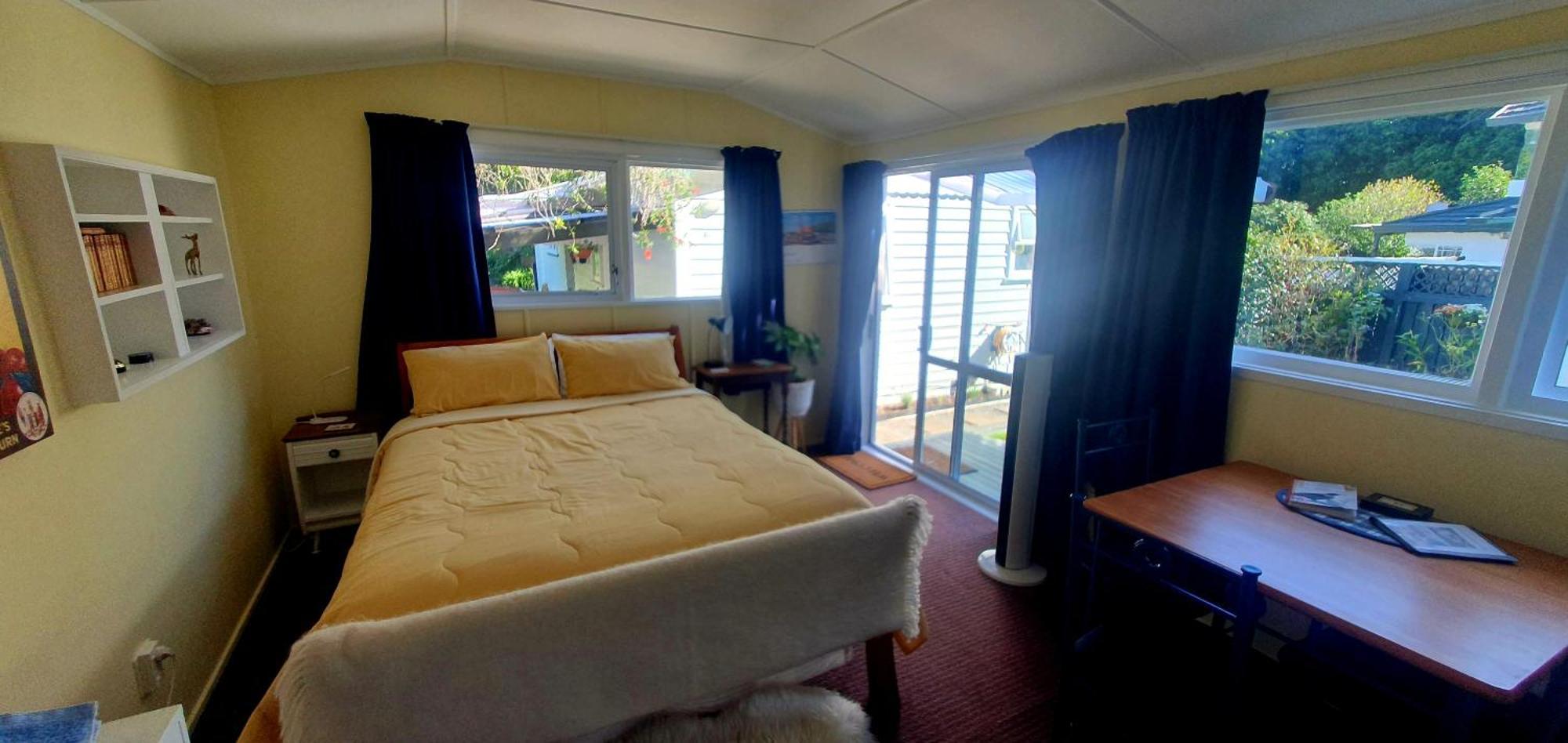 Waikanae Studio B&B Bagian luar foto